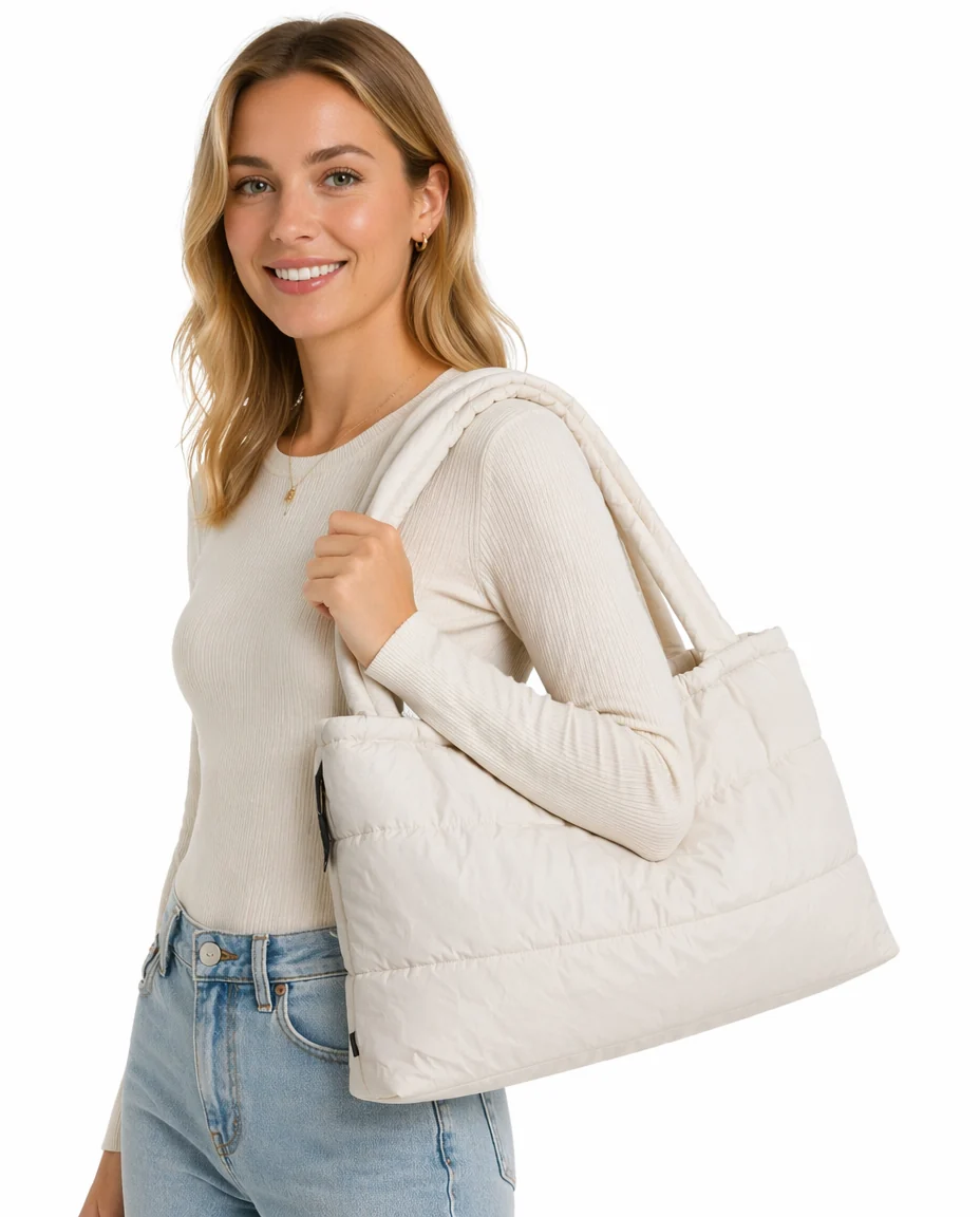Custom Cotton Padded Quilted Gym Travel Sport Tote for private label bag manufacturing